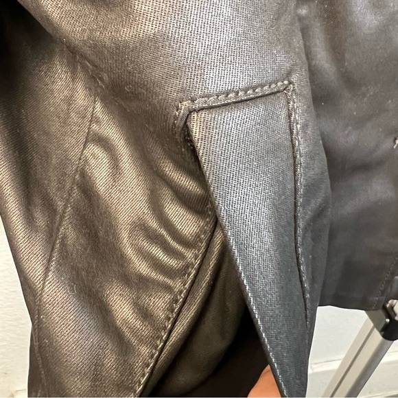 Peace Love World Jacket - Picture 11 of 11